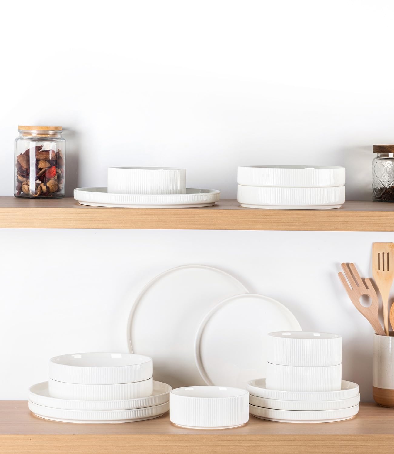 TheTerra Ceramic Dinnerware Sets for 4, 12 Pieces Porcelain Lightweight Speckled Plates and Bowls Sets, Scratch Resistant Dish Set, Oven & Microwave & Dishwasher Safe