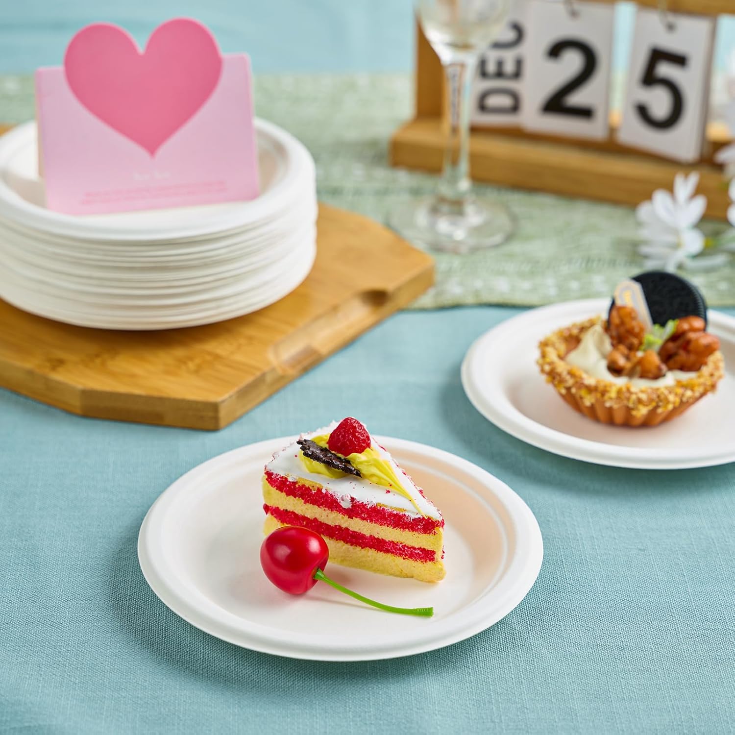 Vplus 125 Pack Compostable Disposable Paper Plates 6 inch and 800 Pack 4 OZ Disposable Souffle Cups