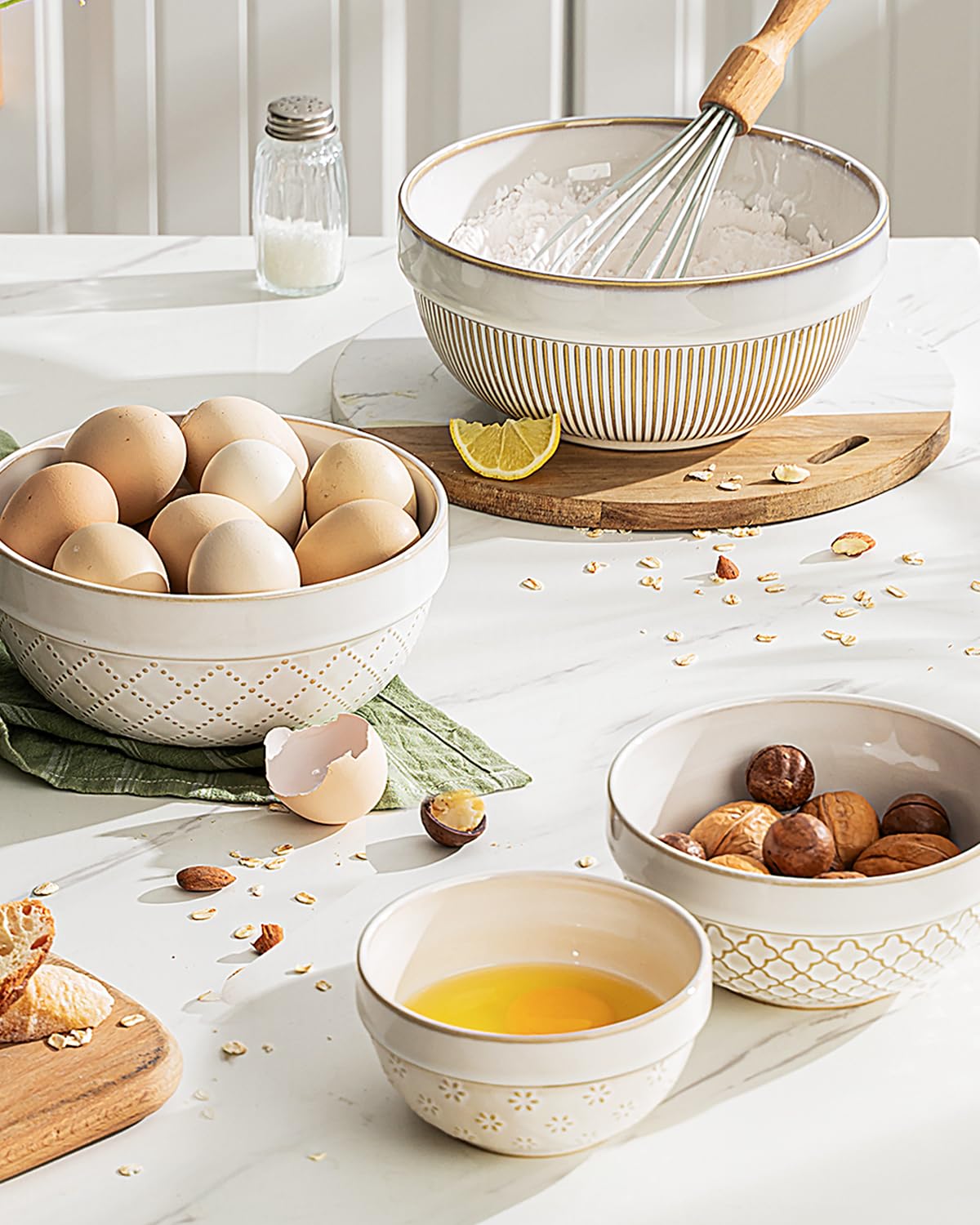 getstar Ceramic Soup Bowls, Cereal Bowl Set of 4 with Assorted Embossment (6.1 inch & 30 oz), Farmhouse Vintage Color Bowls for Kitchen