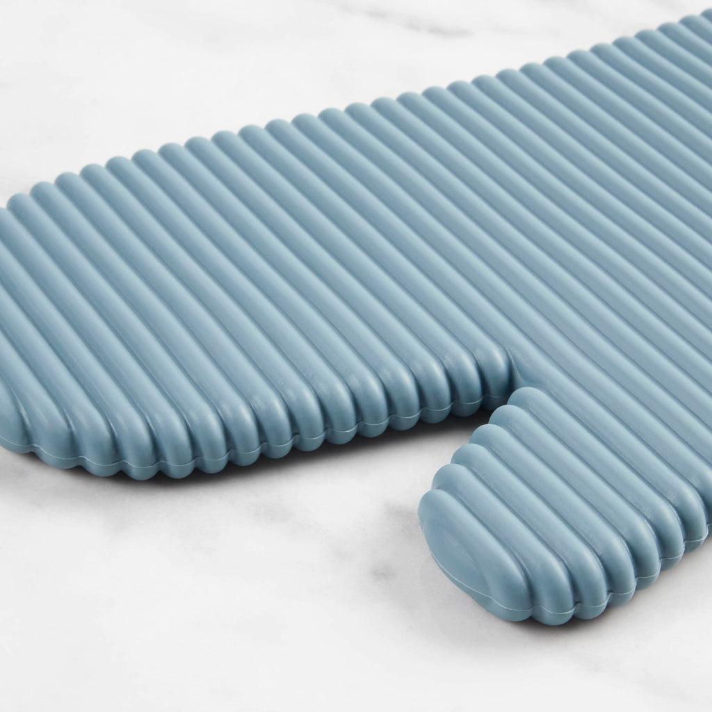 KITCHENAID Ribbed Soft Silicone Oven Mitt 2-Pack Set, 7.5"x13", Milkshake