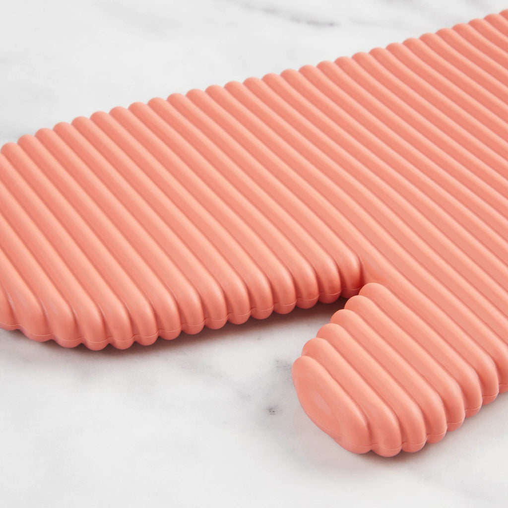 KITCHENAID Ribbed Soft Silicone Oven Mitt 2-Pack Set, 7.5"x13", Milkshake
