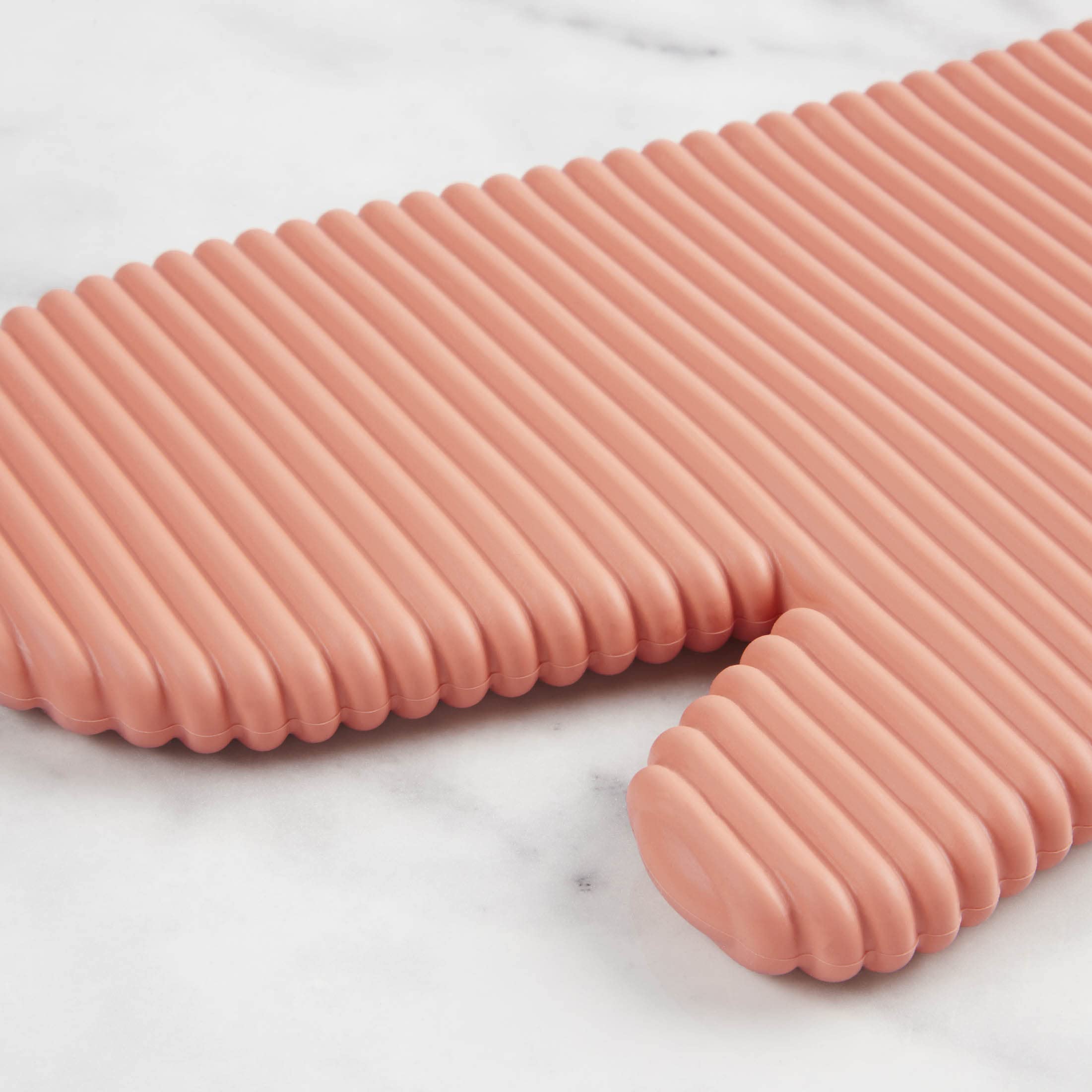 KITCHENAID Ribbed Soft Silicone Oven Mitt 2-Pack Set, 7.5"x13", Milkshake