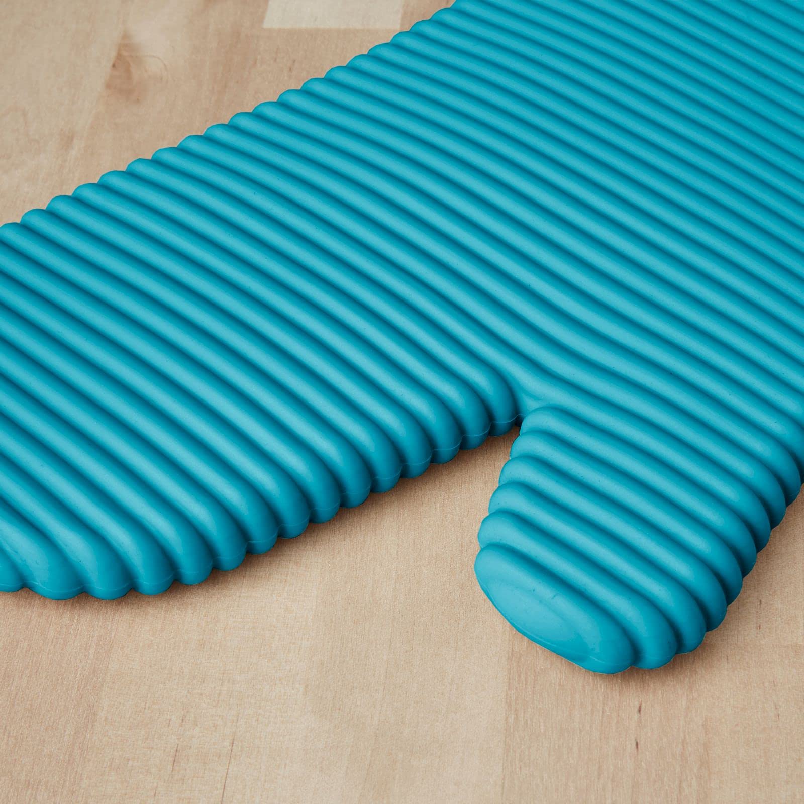KITCHENAID Ribbed Soft Silicone Oven Mitt 2-Pack Set, 7.5"x13", Milkshake
