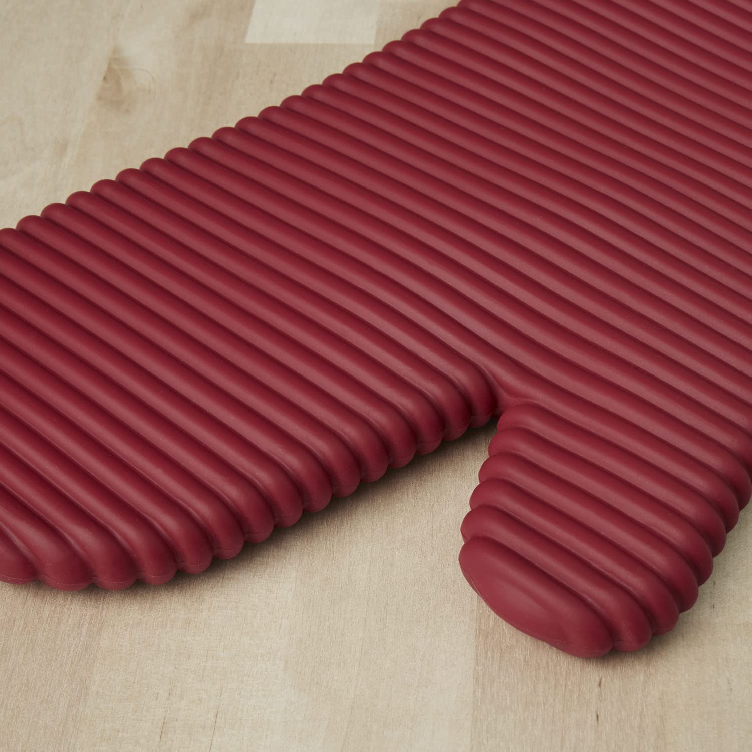 KITCHENAID Ribbed Soft Silicone Oven Mitt 2-Pack Set, 7.5"x13", Milkshake