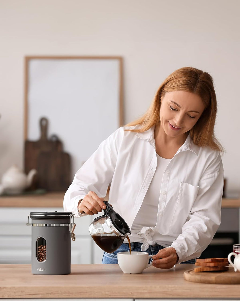 Veken Coffee Canister with Window,Airtight Stainless Steel Kitchen Food Storage Container, Date Tracker & Scoop for Grounds Coffee, Beans, Tea,Flour,Cereal,Sugar,22OZ,Copper