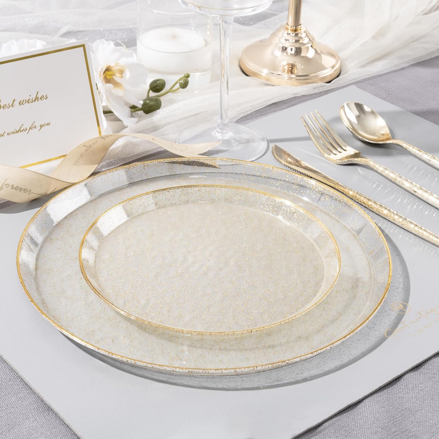 DaYammi 60PCS Gold Plastic Plates- Gold Disposable Platos,gold Party plate Include:30 Glitter plastic Dinner plates 30 Dessert Plate for Party,Plastic Plates for Party & Wedding