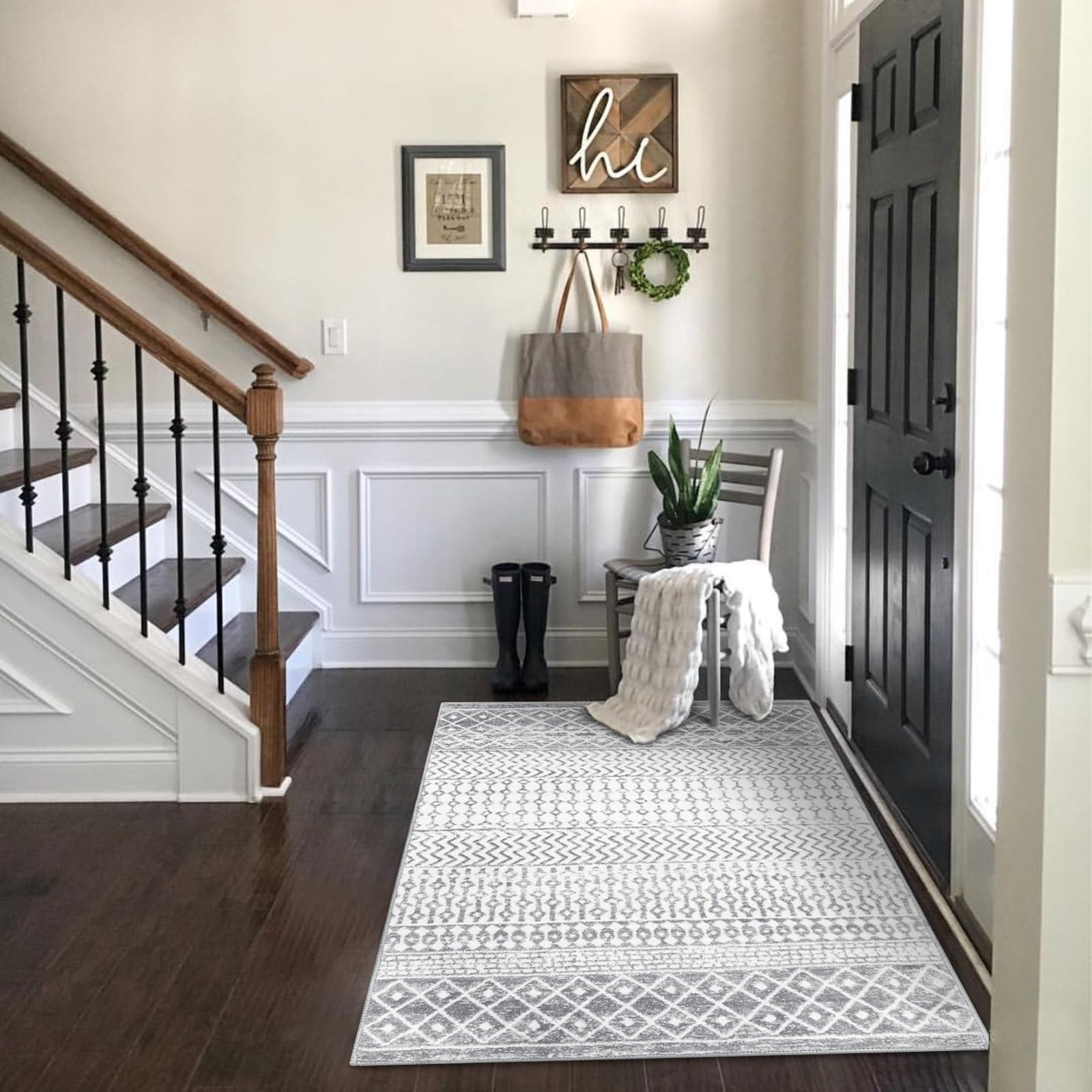 Moroccan Washable Rugs, 2x3 Light Grey Rug Non-Slip Small Distressed Entryway Rugs, Soft Low-Pile Bedroom Rug Indoor Doormat Carpet for Entryway Kitchen Bathroom