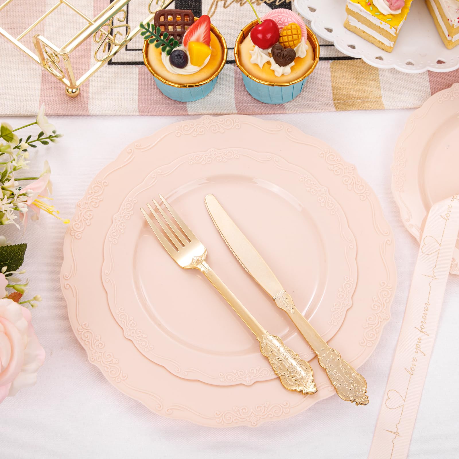 DaYammi 150Pcs Ivory Plastic Plates with Gold Rim,Disposable Plastic Plates Include 30 Dinner Plate,30 Salad Plate,30 Forks,30 Spoons,30 Knives,Ivory and Gold Plates for Party,Wedding,Mother's Day