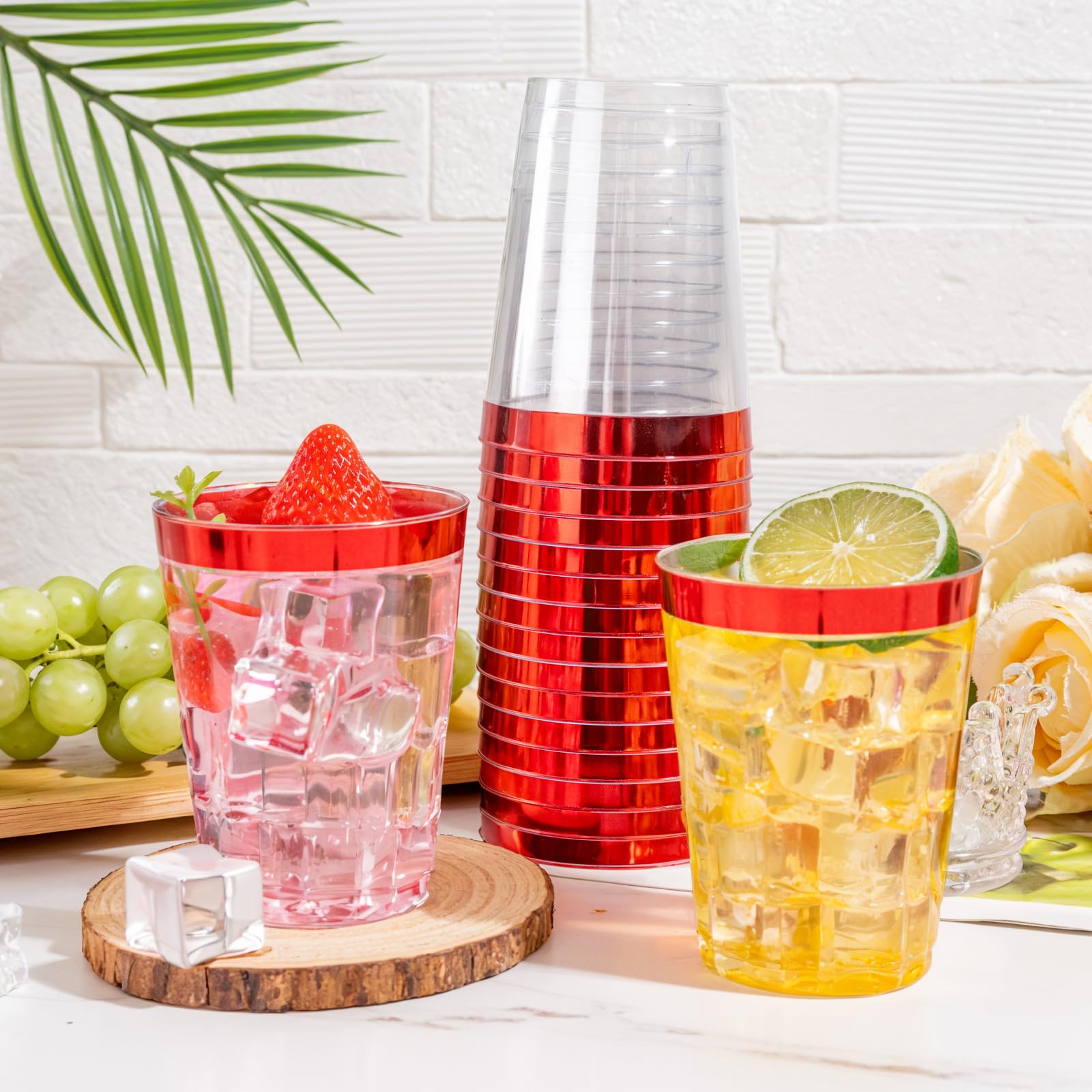 DaYammi 200 Pack Gold Plastic Cups 10 Oz Clear Cup Gold Rimmed Disposable Wine Glasses Fancy Disposable Party Cups Tumblers Drinking Cup Plastic Cocktail Glasses gold disposable cups for Party Wedding
