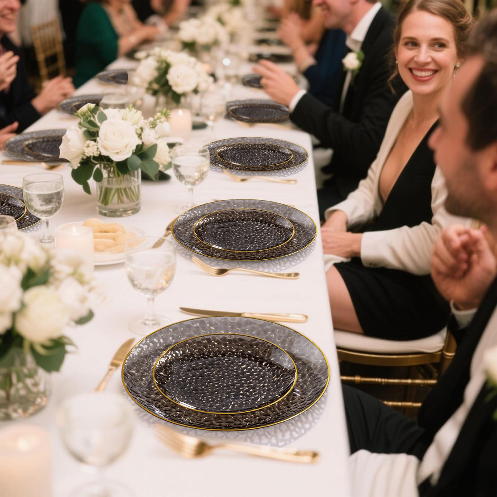 DaYammi 350PCS Clear Gold Plastic Dinnerware Set for 50 Guests, Hammered Disposable Plates for Party, Include: 50 Dinner Plates, 50 Dessert Plates, 150 Gold Silverware, 50 Napkins, 50 Cups