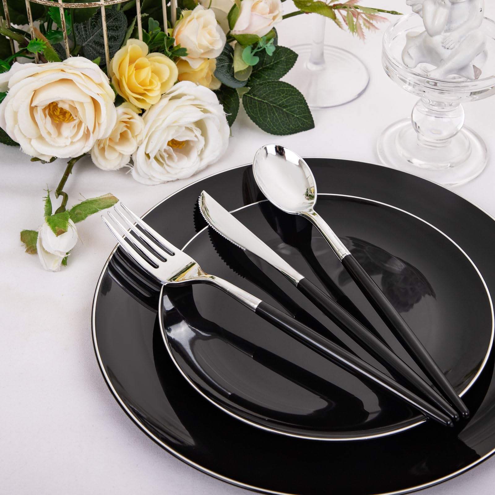 DaYammi 150Pcs Gold Plastic Plates with Disposable Silverware,White Gold Disposable Dinnerware Set - 30 Dinner Plate,30 Dessert Plate,90 Gold Cutlery with White Handles,Fancy Plates for Party Wedding