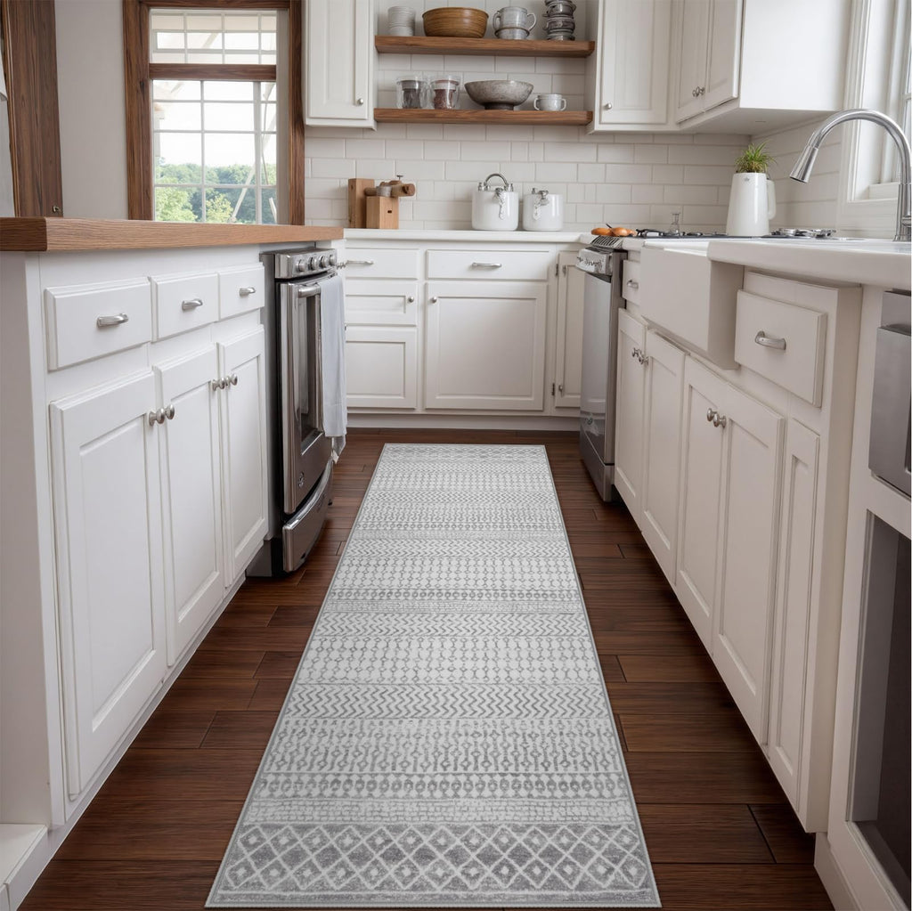 Moroccan Washable Rugs, 2x3 Light Grey Rug Non-Slip Small Distressed Entryway Rugs, Soft Low-Pile Bedroom Rug Indoor Doormat Carpet for Entryway Kitchen Bathroom