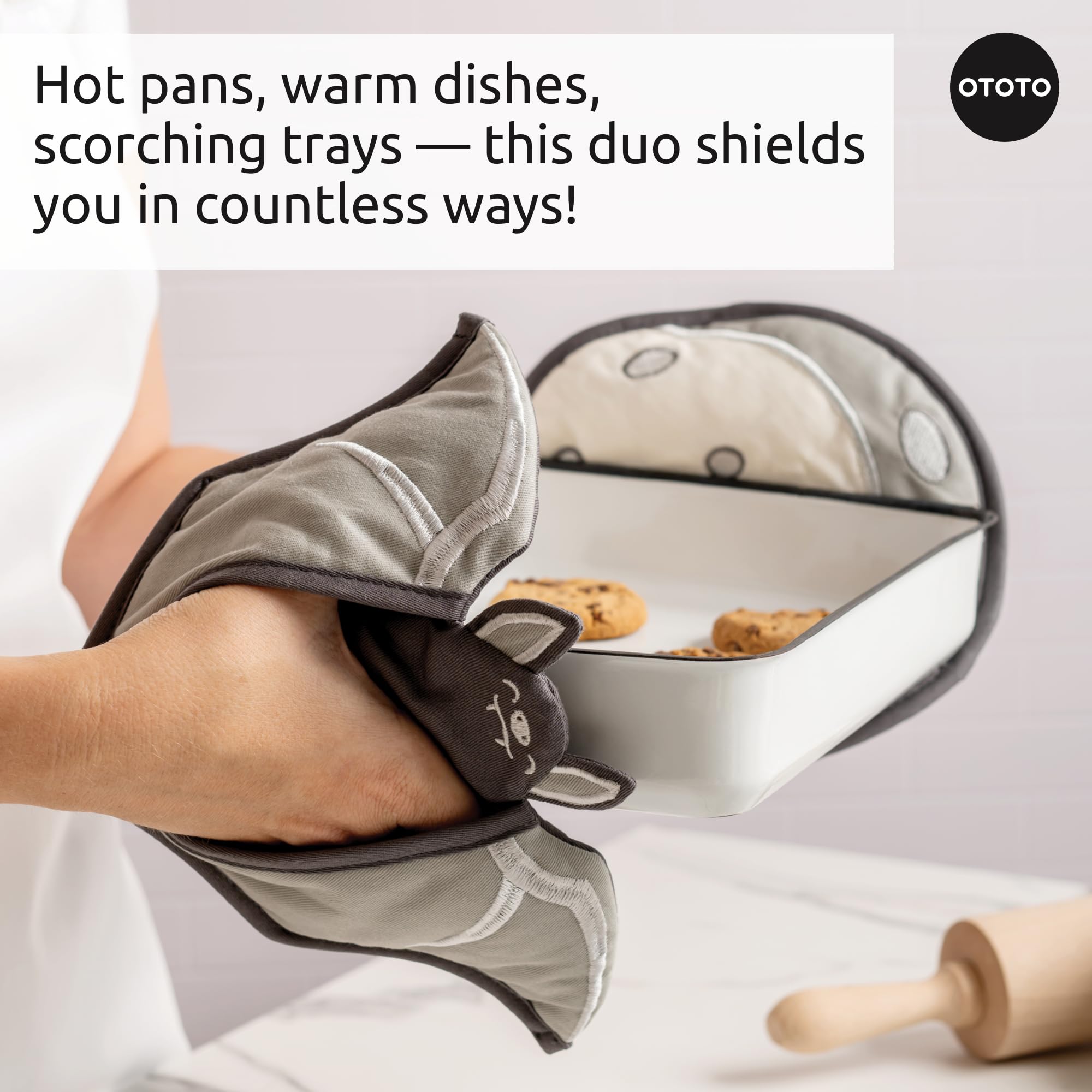 OTOTO Hot-Dog Double Oven Mitts Cute Funny - Gifts for Dog Lovers, Dachshund Themed Gifts, Heat Resistant, Kitchen Gadgets (Brown)