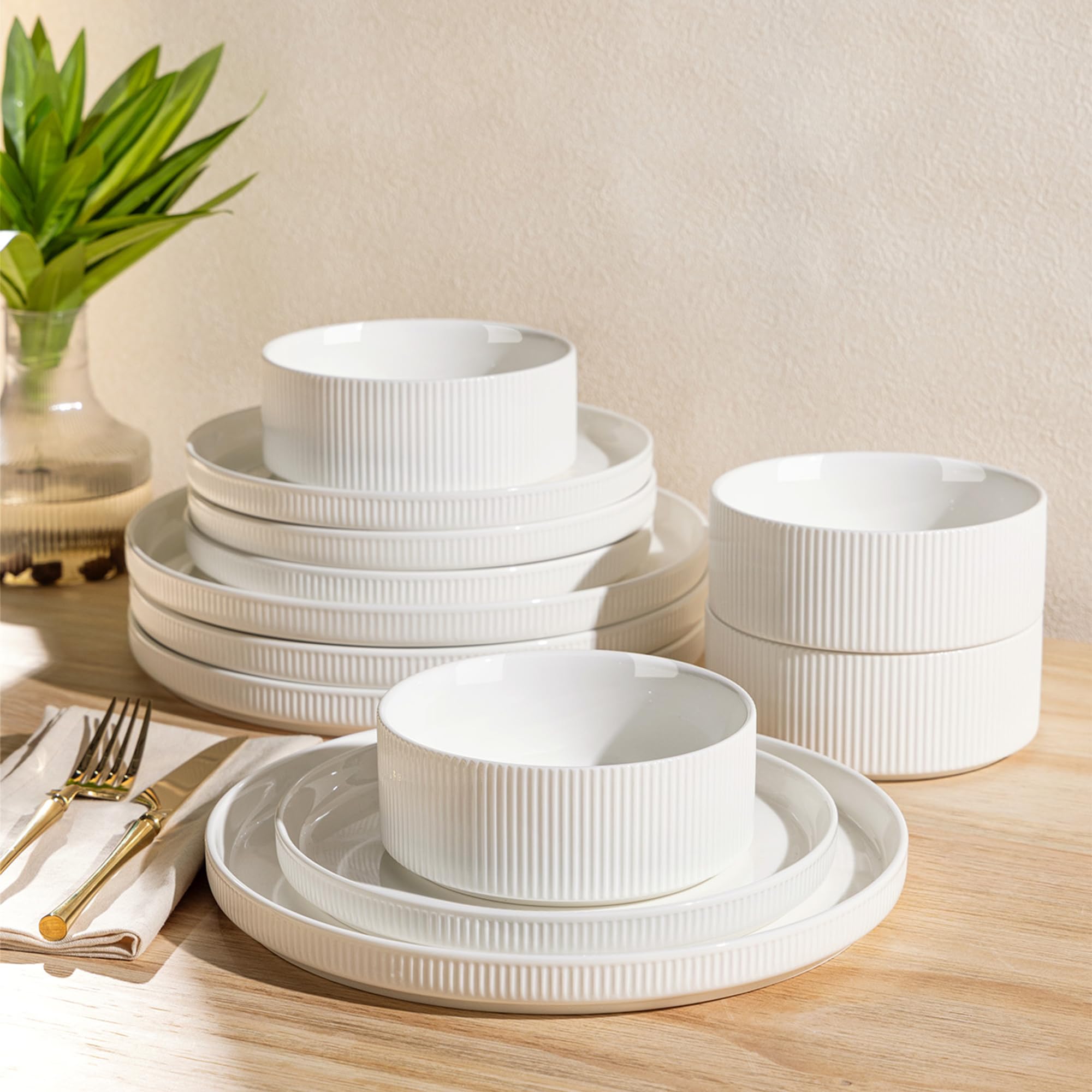 TheTerra Ceramic Dinnerware Sets for 4, 12 Pieces Porcelain Lightweight Speckled Plates and Bowls Sets, Scratch Resistant Dish Set, Oven & Microwave & Dishwasher Safe