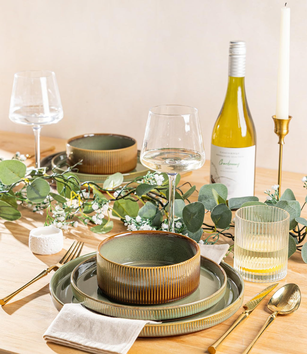 TheTerra Ceramic Dinnerware Sets for 4, 12 Pieces Porcelain Lightweight Speckled Plates and Bowls Sets, Scratch Resistant Dish Set, Oven & Microwave & Dishwasher Safe