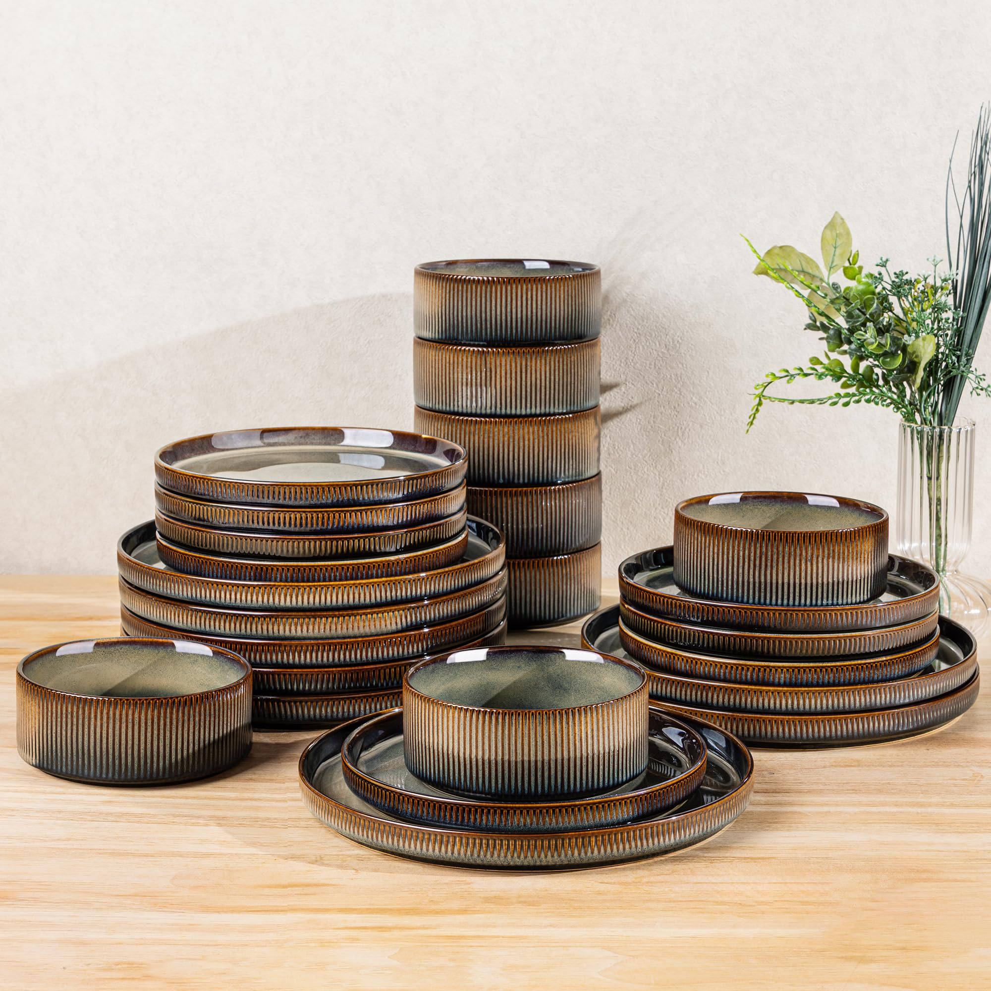 TheTerra Ceramic Dinnerware Sets for 4, 12 Pieces Porcelain Lightweight Speckled Plates and Bowls Sets, Scratch Resistant Dish Set, Oven & Microwave & Dishwasher Safe