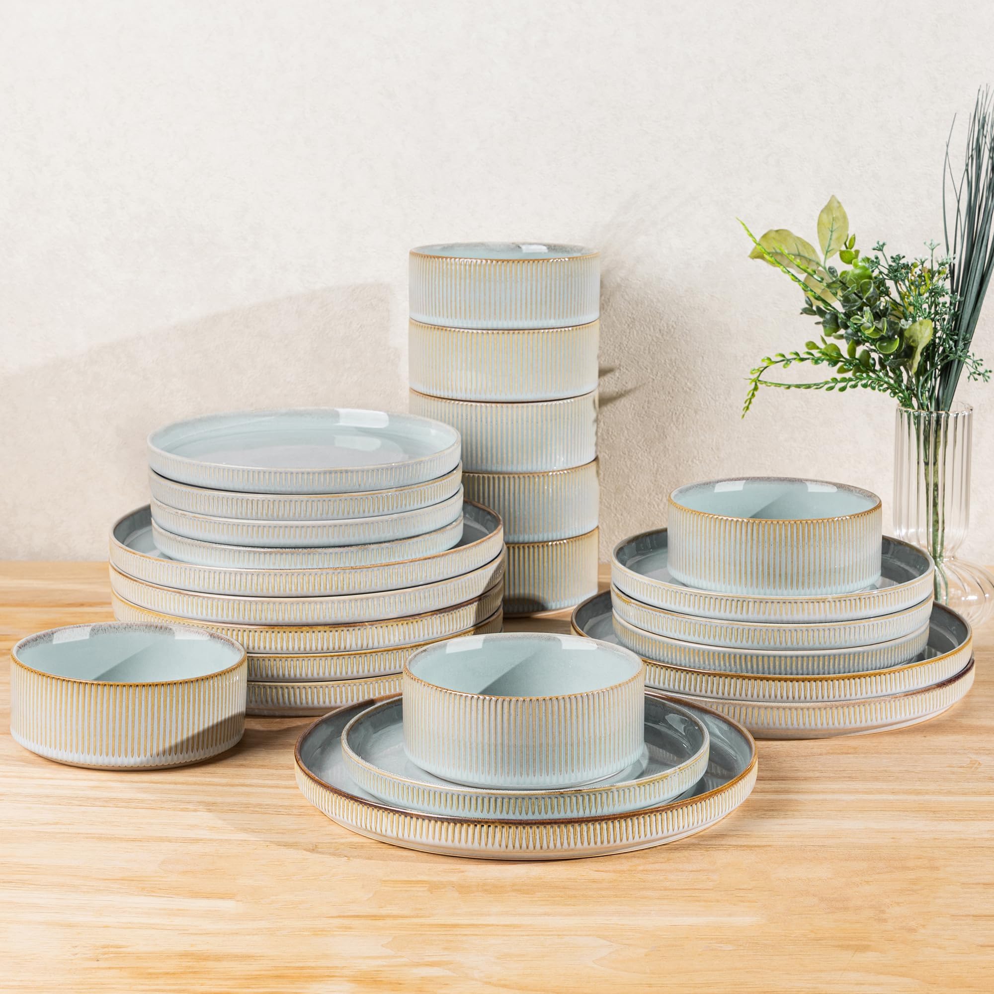 TheTerra Ceramic Dinnerware Sets for 4, 12 Pieces Porcelain Lightweight Speckled Plates and Bowls Sets, Scratch Resistant Dish Set, Oven & Microwave & Dishwasher Safe