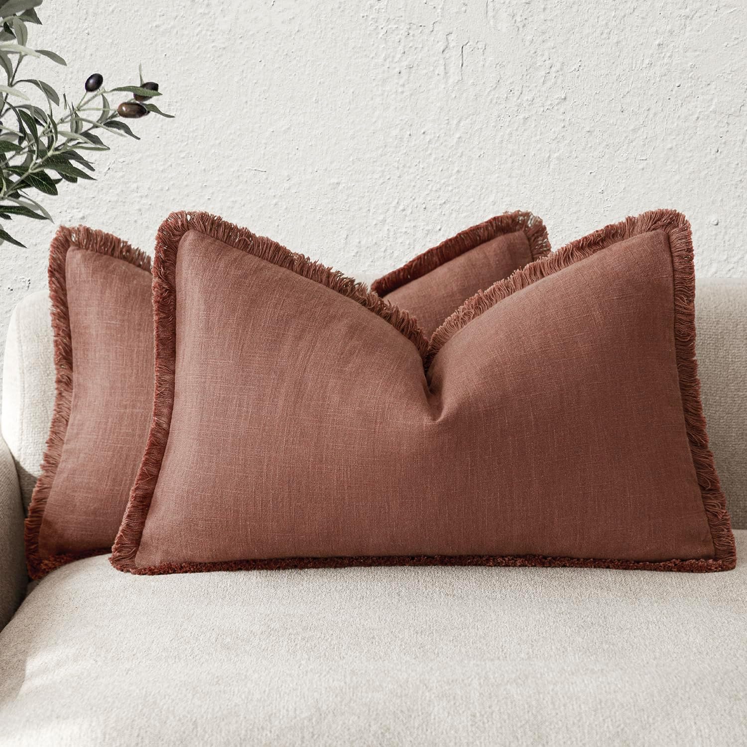 Foindtower Set of 2 Decorative Linen Fringe Throw Pillow Covers Cozy Boho Farmhouse Cushion Cover with Tassels Soft Accent Pillowcase for Couch Sofa Bed Living Room Home Decor,18×18 Inch,Navy Blue