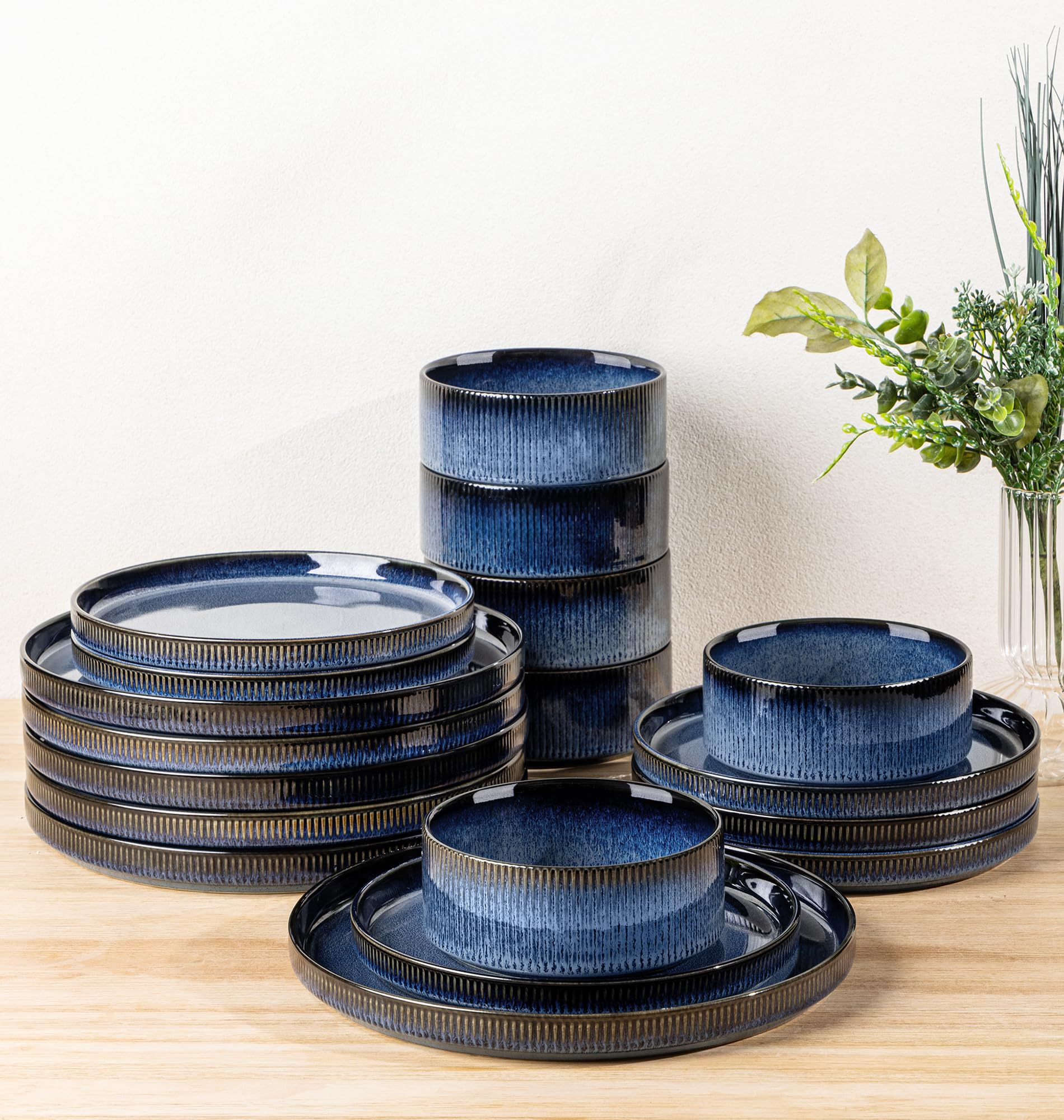 TheTerra Ceramic Dinnerware Sets for 4, 12 Pieces Porcelain Lightweight Speckled Plates and Bowls Sets, Scratch Resistant Dish Set, Oven & Microwave & Dishwasher Safe