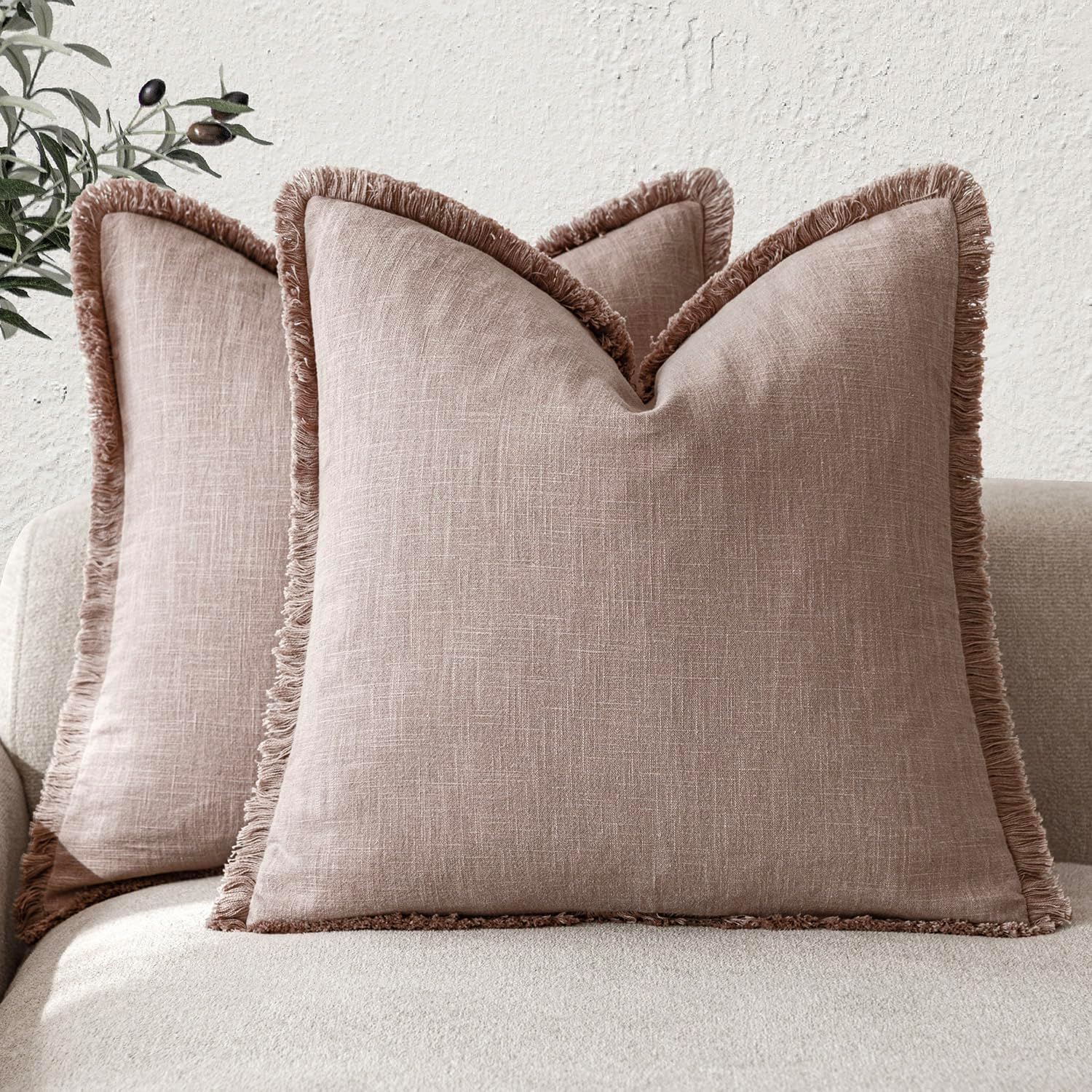 Foindtower Set of 2 Decorative Linen Fringe Throw Pillow Covers Cozy Boho Farmhouse Cushion Cover with Tassels Soft Accent Pillowcase for Couch Sofa Bed Living Room Home Decor,18×18 Inch,Navy Blue