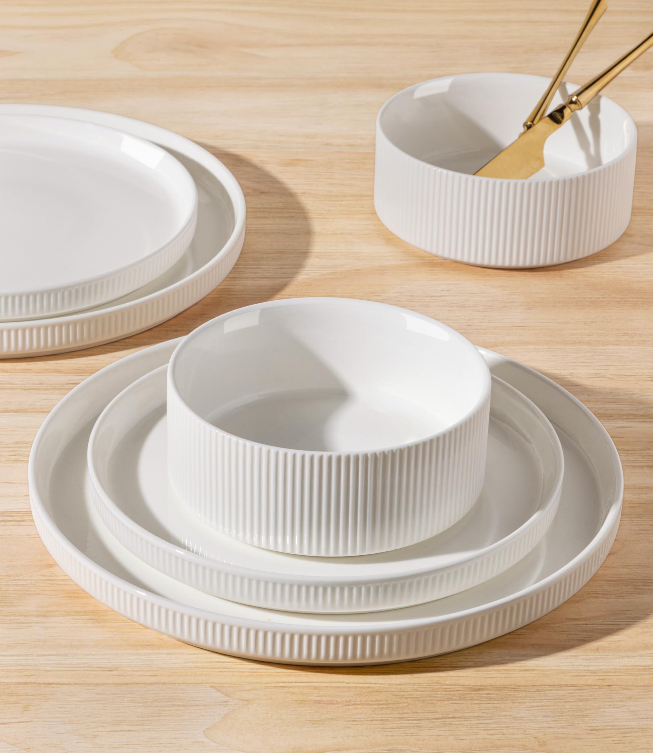 TheTerra Ceramic Dinnerware Sets for 4, 12 Pieces Porcelain Lightweight Speckled Plates and Bowls Sets, Scratch Resistant Dish Set, Oven & Microwave & Dishwasher Safe