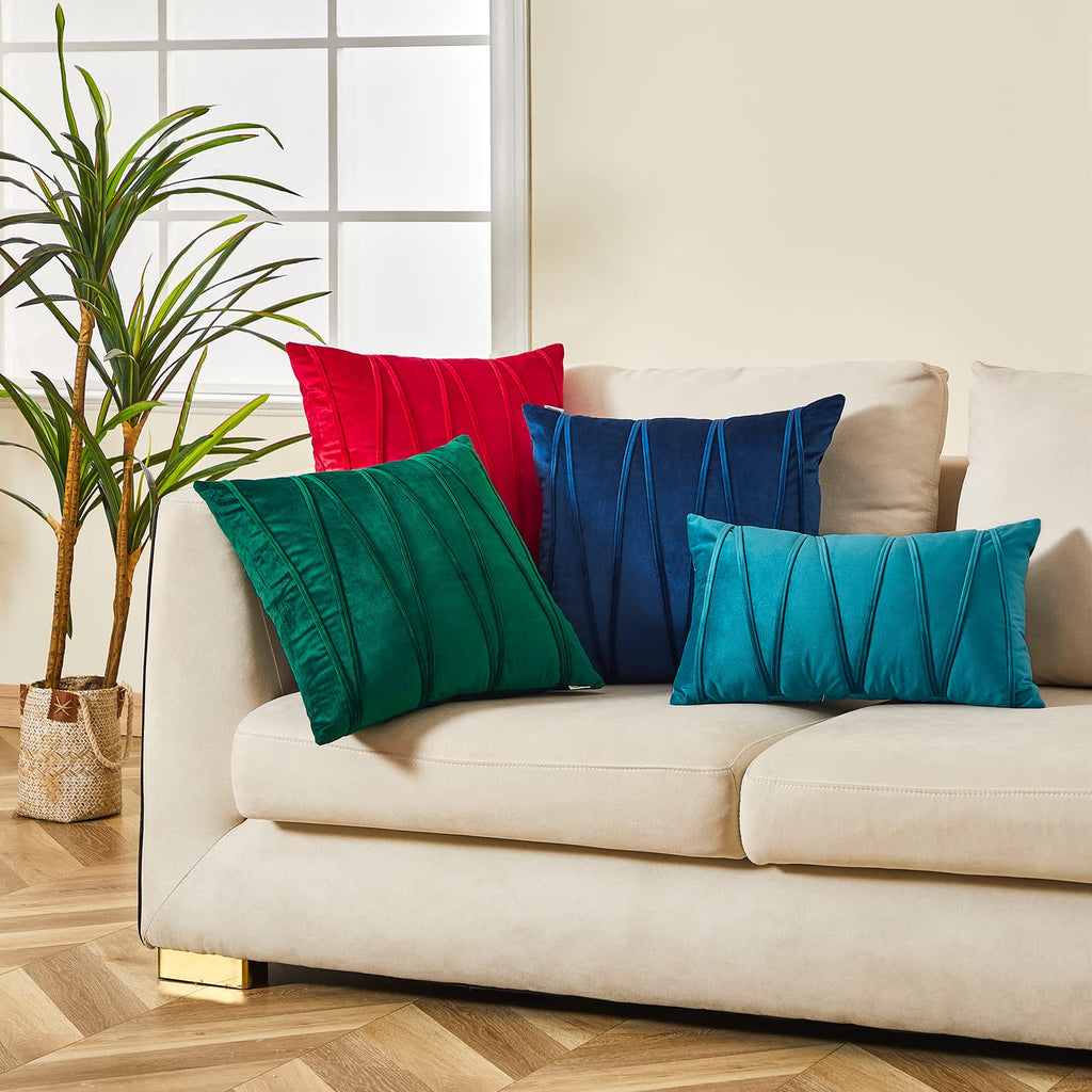 Topfinel Christmas Decorative Throw Pillow Covers 20 X 20 Inch,Soft Solid Velvet Pillow Covers Cushion Case for Sofa Bedroom 50 X 50 Cm (Pack of 2) Emerald Green