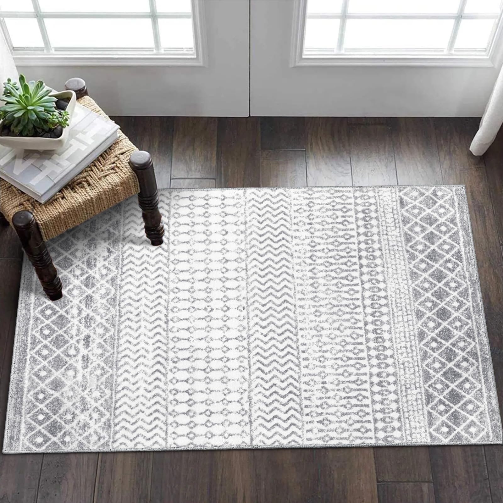 Moroccan Washable Rugs, 2x3 Light Grey Rug Non-Slip Small Distressed Entryway Rugs, Soft Low-Pile Bedroom Rug Indoor Doormat Carpet for Entryway Kitchen Bathroom
