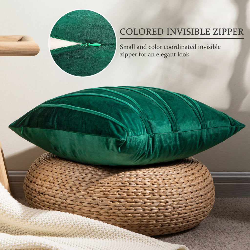 Topfinel Christmas Decorative Throw Pillow Covers 20 X 20 Inch,Soft Solid Velvet Pillow Covers Cushion Case for Sofa Bedroom 50 X 50 Cm (Pack of 2) Emerald Green