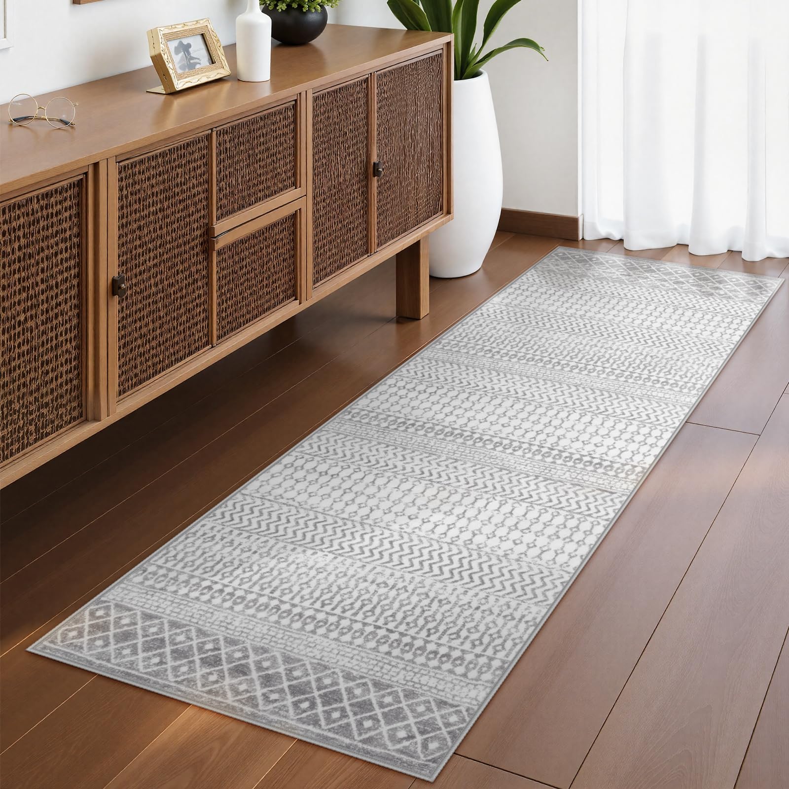 Moroccan Washable Rugs, 2x3 Light Grey Rug Non-Slip Small Distressed Entryway Rugs, Soft Low-Pile Bedroom Rug Indoor Doormat Carpet for Entryway Kitchen Bathroom