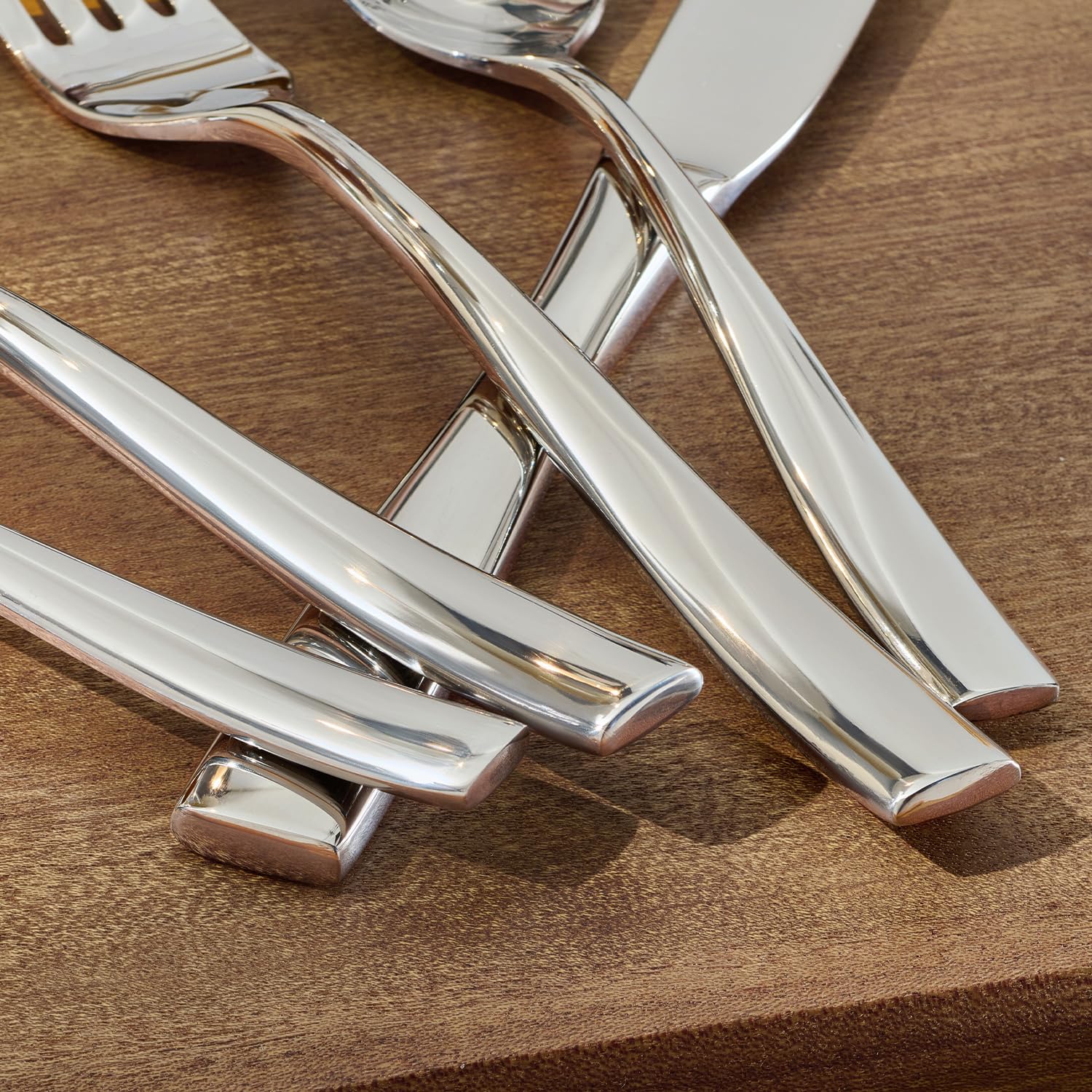 KINGSTONE 30-Piece Silverware Set for 6, Matte Stainless Steel Flatware Set with Forks, Knives, Spoons, Dishwasher Safe, Rust Resistant Cutlery for Home & Wedding