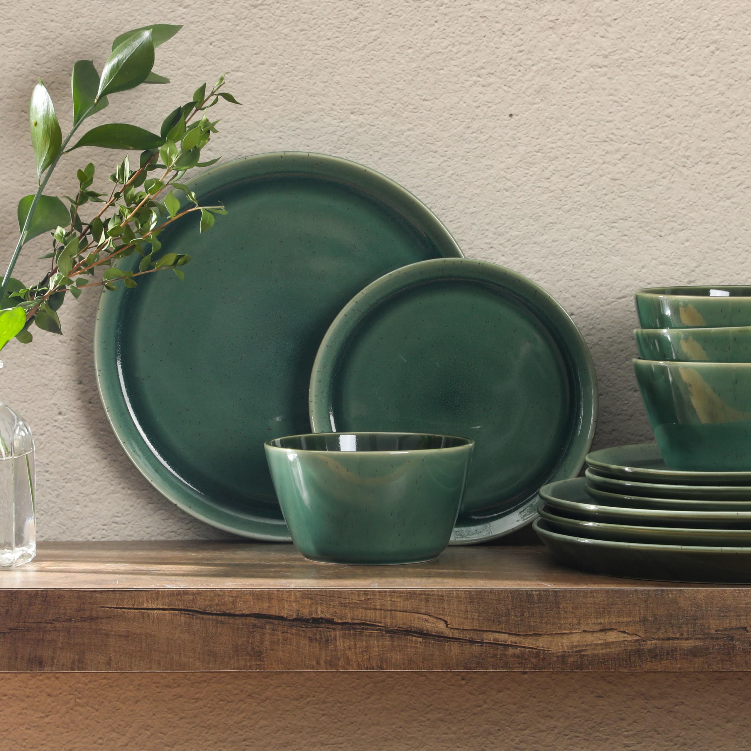 Gibson Elite Soho Lounge Round Reactive Glaze Stoneware Dinnerware Set, Service for 4 (16pc), Blue, Soho Round.