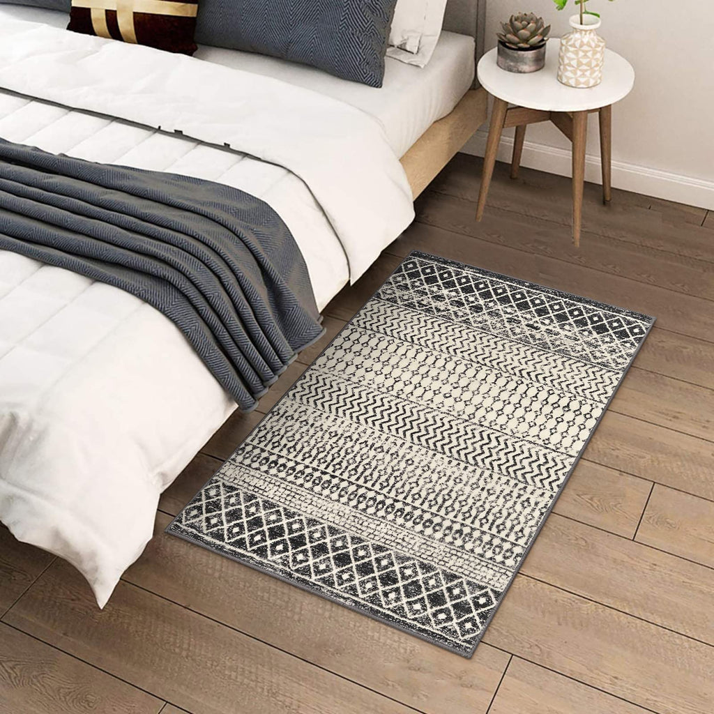 Moroccan Washable Rugs, 2x3 Light Grey Rug Non-Slip Small Distressed Entryway Rugs, Soft Low-Pile Bedroom Rug Indoor Doormat Carpet for Entryway Kitchen Bathroom