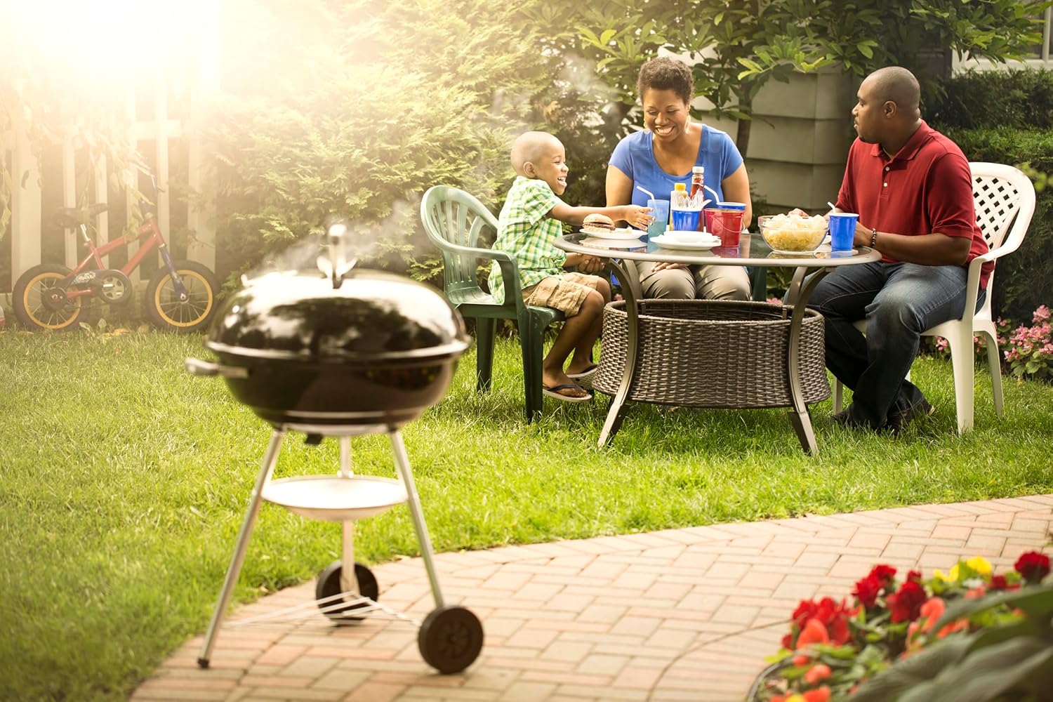Weber Jumbo Joe Premium Charcoal Grill, 22‑Inch, Black – Portable Outdoor BBQ Grill with Durable Plated Steel Grates, Porcelain‑Enameled Bowl & Precision Airflow Control