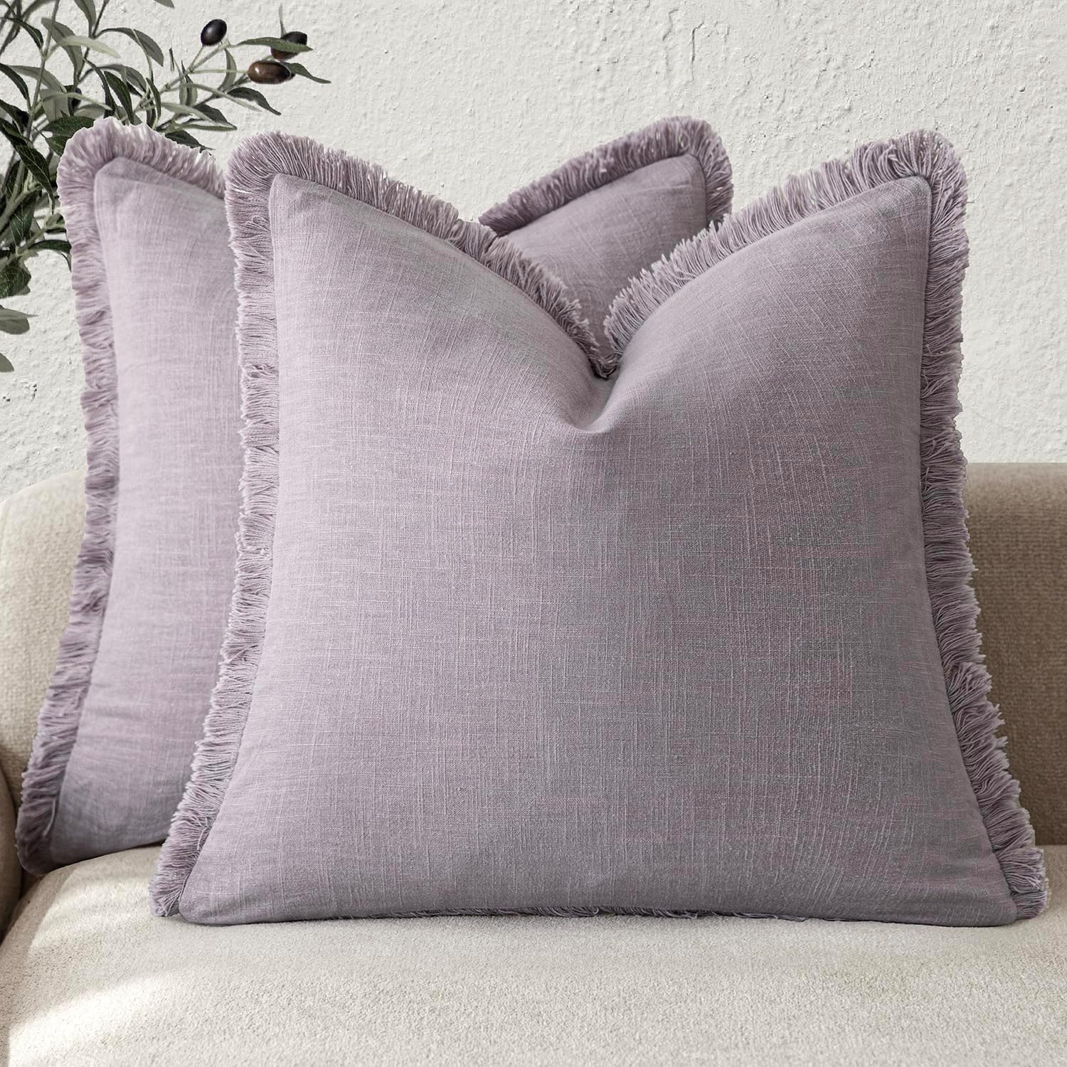 Foindtower Set of 2 Decorative Linen Fringe Throw Pillow Covers Cozy Boho Farmhouse Cushion Cover with Tassels Soft Accent Pillowcase for Couch Sofa Bed Living Room Home Decor,18×18 Inch,Navy Blue