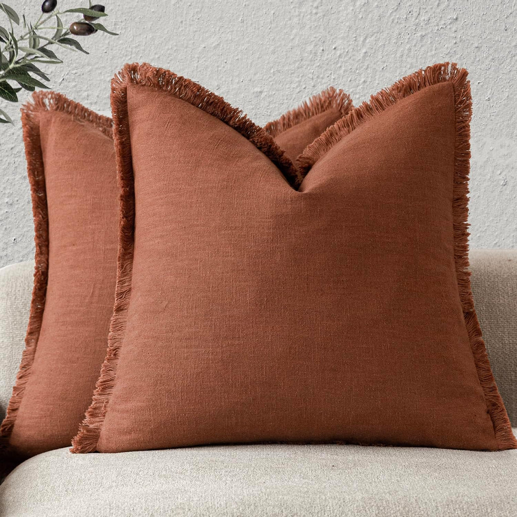 Foindtower Set of 2 Decorative Linen Fringe Throw Pillow Covers Cozy Boho Farmhouse Cushion Cover with Tassels Soft Accent Pillowcase for Couch Sofa Bed Living Room Home Decor,18×18 Inch,Navy Blue