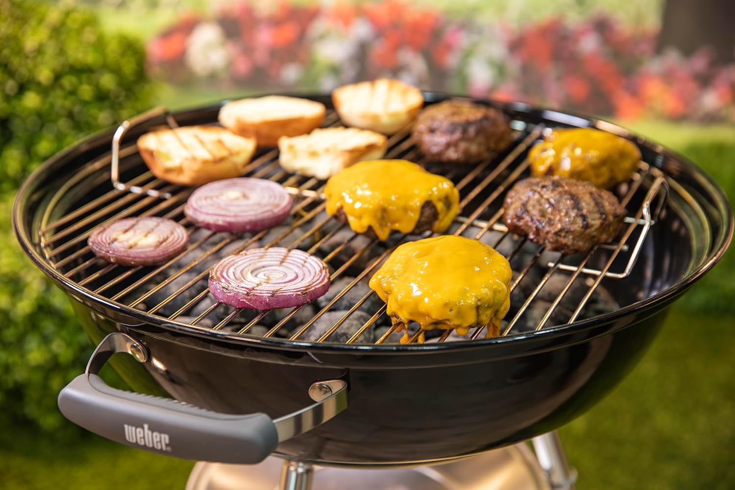 Weber Jumbo Joe Premium Charcoal Grill, 22‑Inch, Black – Portable Outdoor BBQ Grill with Durable Plated Steel Grates, Porcelain‑Enameled Bowl & Precision Airflow Control