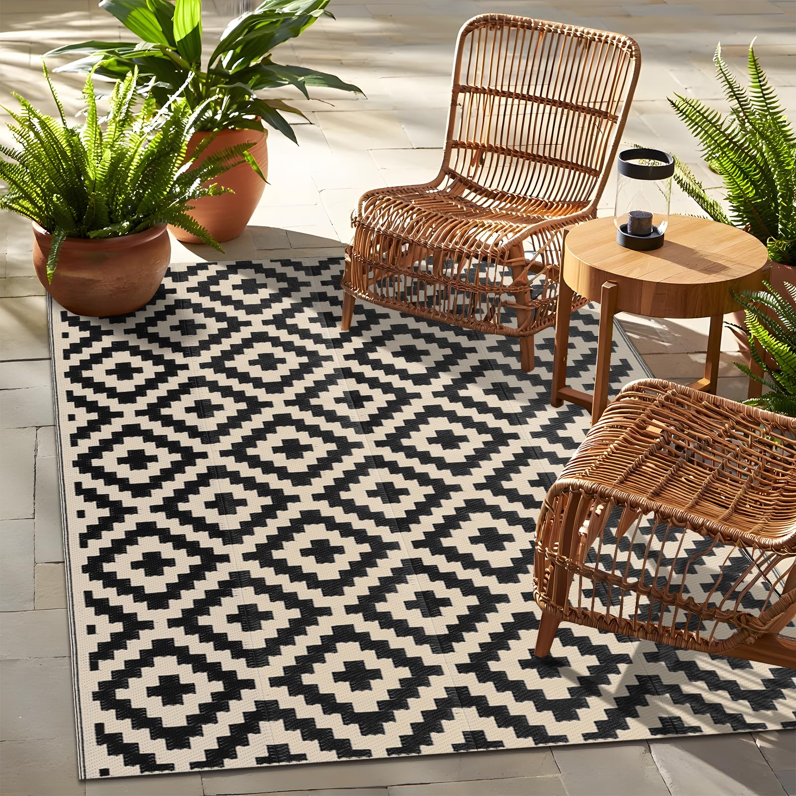 OLANLY Waterproof Outdoor Rug 5x8 ft, Outdoor Plastic Straw Rug for Camping, RV Mat Outside, Indoor Outdoor Carpet for Porch, Deck, Backyard, Balcony, Picnic, Black & White