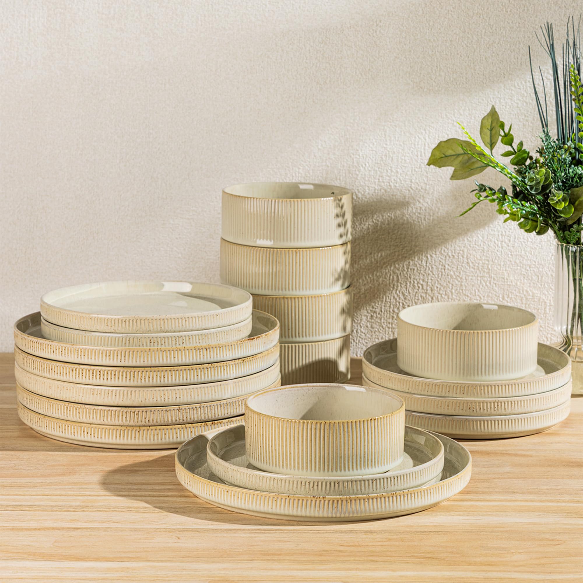 TheTerra Ceramic Dinnerware Sets for 4, 12 Pieces Porcelain Lightweight Speckled Plates and Bowls Sets, Scratch Resistant Dish Set, Oven & Microwave & Dishwasher Safe