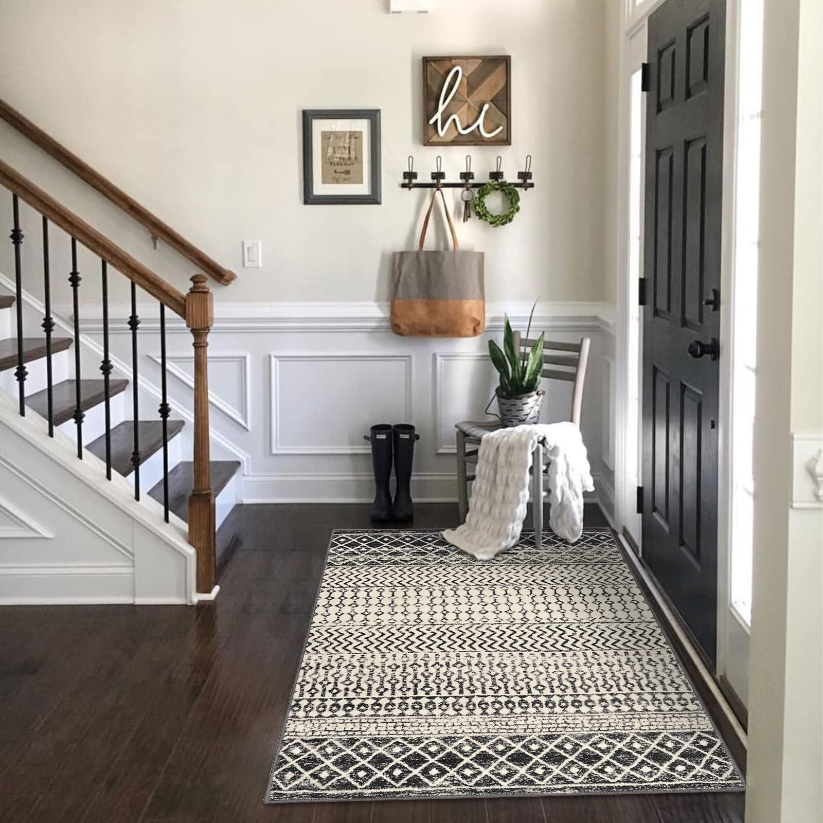 Moroccan Washable Rugs, 2x3 Light Grey Rug Non-Slip Small Distressed Entryway Rugs, Soft Low-Pile Bedroom Rug Indoor Doormat Carpet for Entryway Kitchen Bathroom