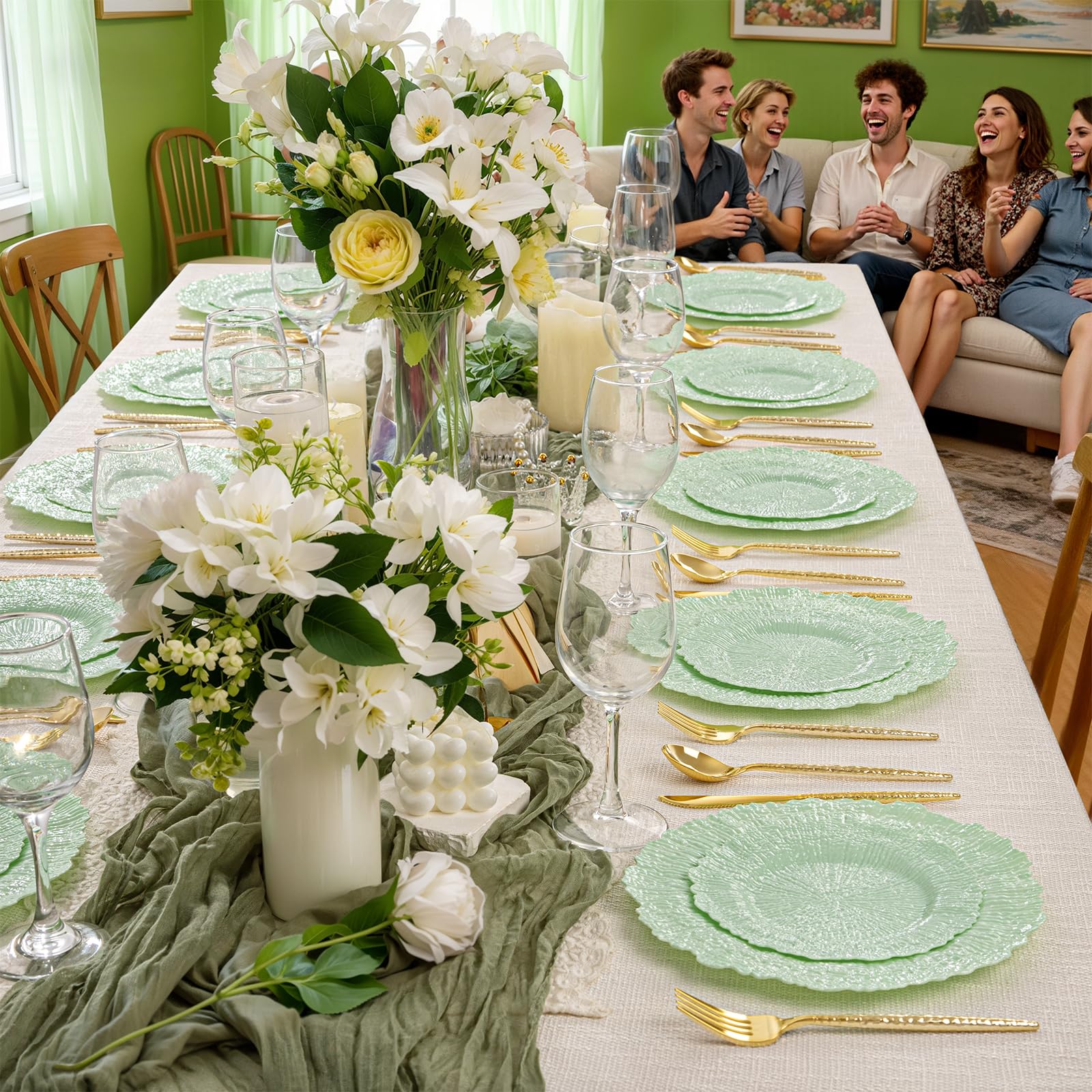 DaYammi 60Pcs Gold Plastic Plates-Elegant Gold Plates Disposable & Reusable-Heavy Duty Plastic Plates for Party Including 30 Dinner Plate, 30 Dessert Plate for Weddings,Dinner Parties