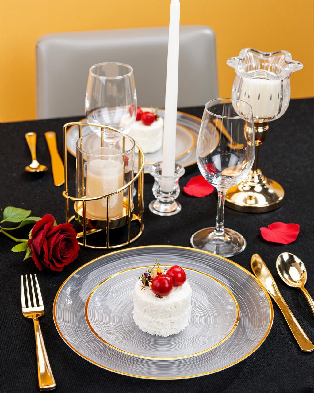 Morejoy 60Pcs Brown Plastic Plates,Brown Disposable Plates With Gold Rim, Gold Party Dinnerware Set Include 30 Dessert plates,30 Dinner plates for Party & Wedding