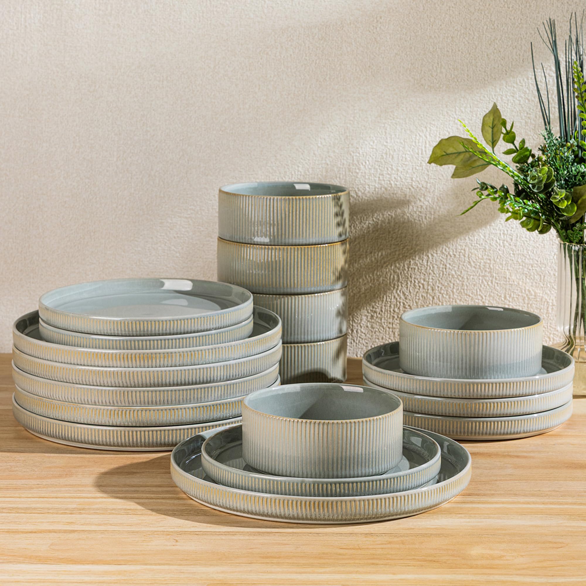 TheTerra Ceramic Dinnerware Sets for 4, 12 Pieces Porcelain Lightweight Speckled Plates and Bowls Sets, Scratch Resistant Dish Set, Oven & Microwave & Dishwasher Safe