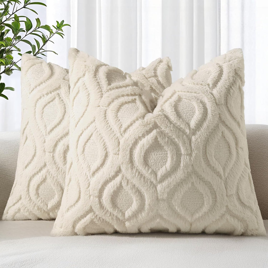 decorUhome Cozy Textured Throw Pillow Covers 18x18 Inch Set of 2, Soft Plush Faux Wool Beige Accent Couch Pillow Covers for Modern Farmhouse Sofa Bed Living Room