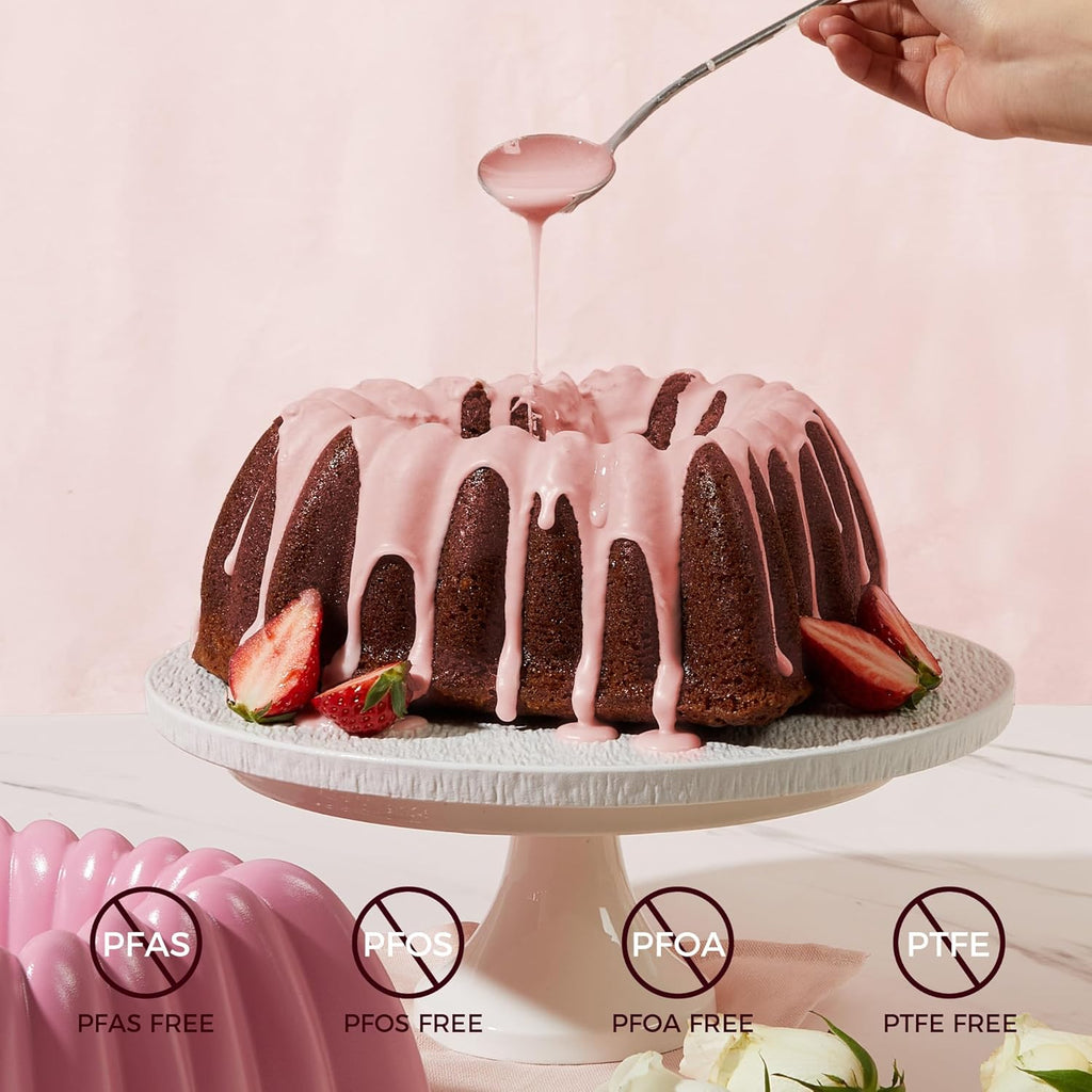 HONGBAKE Heart Shaped Cake Pan, Cast Aluminum Pound Cake Pan with Non-Toxic Ceramic Coating, Nonstick Fluted Cake Mold for Baking, Valentine's Day & Special Occasions,10-Inch, Pink