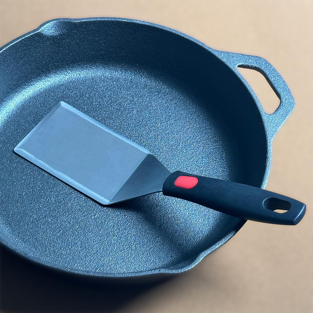 Small Spatula for Cast Iron Skillets, Full Tang silicone Handle, Heat Resistant, Commercial Grade Heavy Duty Turner, Press Burger Spatula Turner for Flipper, Cooking, Serving, 2.7" Wide