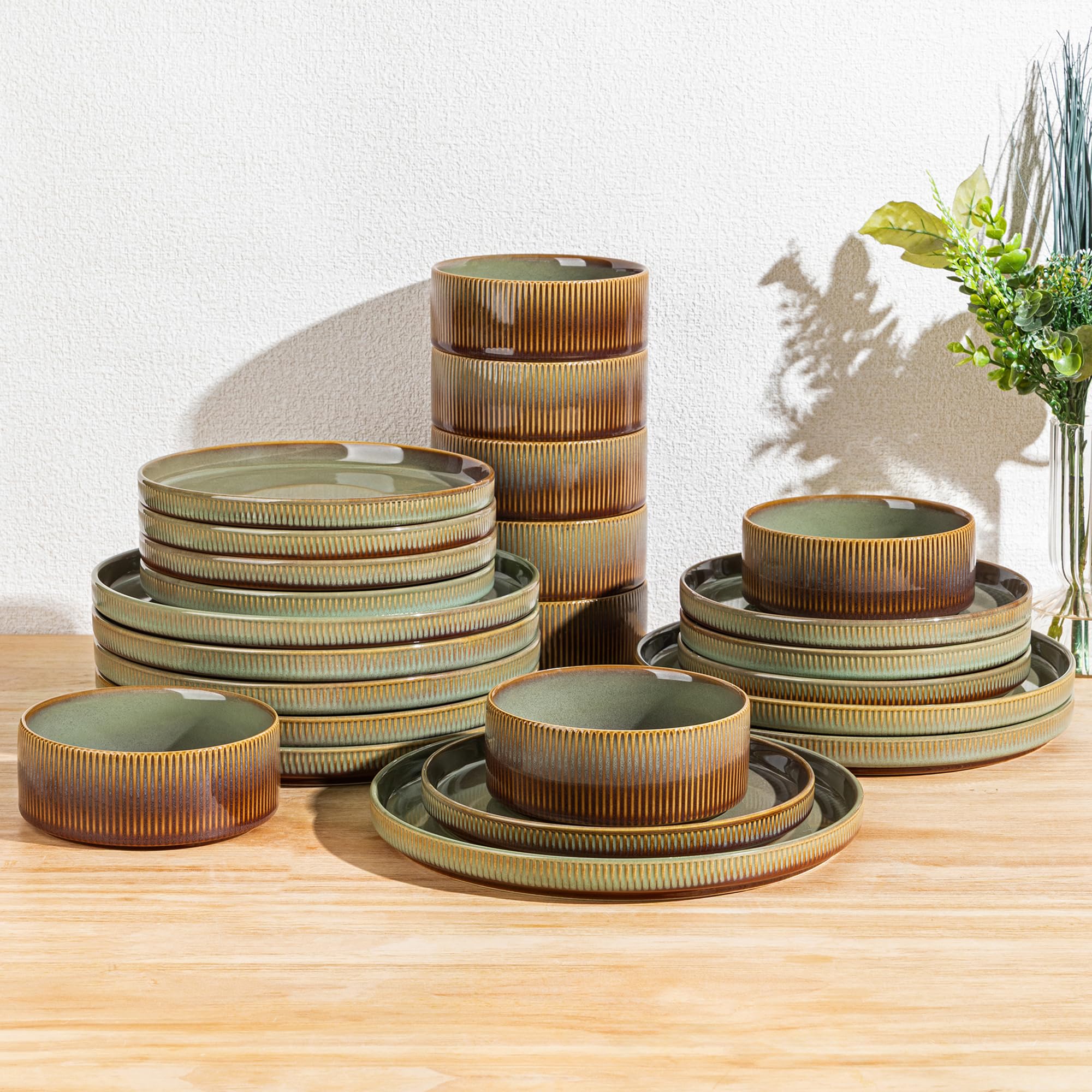 TheTerra Ceramic Dinnerware Sets for 4, 12 Pieces Porcelain Lightweight Speckled Plates and Bowls Sets, Scratch Resistant Dish Set, Oven & Microwave & Dishwasher Safe