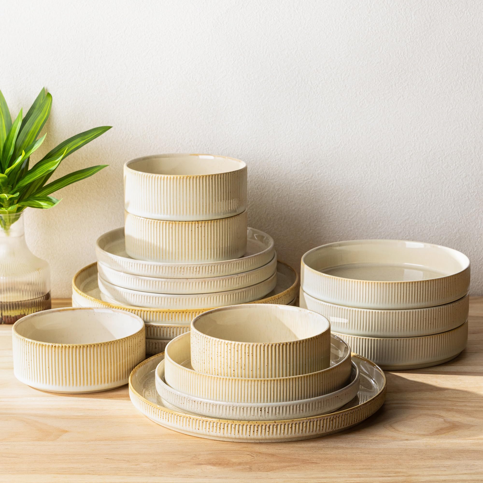 TheTerra Ceramic Dinnerware Sets for 4, 12 Pieces Porcelain Lightweight Speckled Plates and Bowls Sets, Scratch Resistant Dish Set, Oven & Microwave & Dishwasher Safe