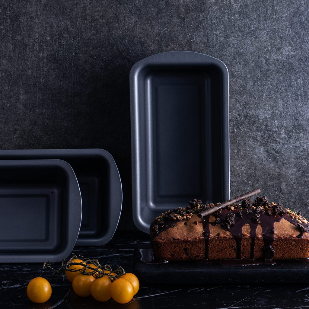 HONGBAKE Mini Loaf Pan for Baking Bread, 6 x 3.3 x 2 In Nonstick Small Banana Bread Tins Set of 3, Tiny Carbon Steel Meatloaf Pan - Dark Grey