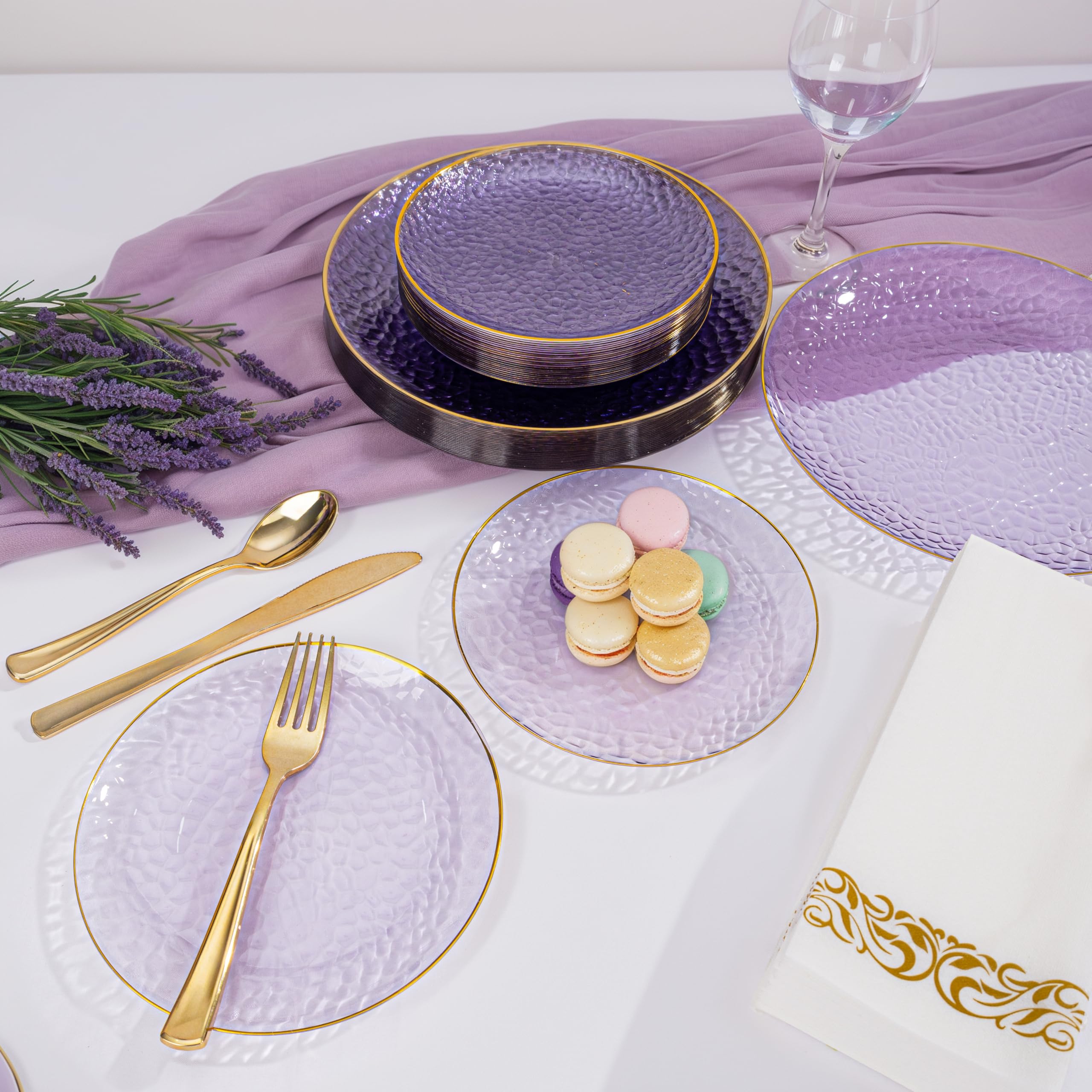 DaYammi 350PCS Clear Gold Plastic Dinnerware Set for 50 Guests, Hammered Disposable Plates for Party, Include: 50 Dinner Plates, 50 Dessert Plates, 150 Gold Silverware, 50 Napkins, 50 Cups