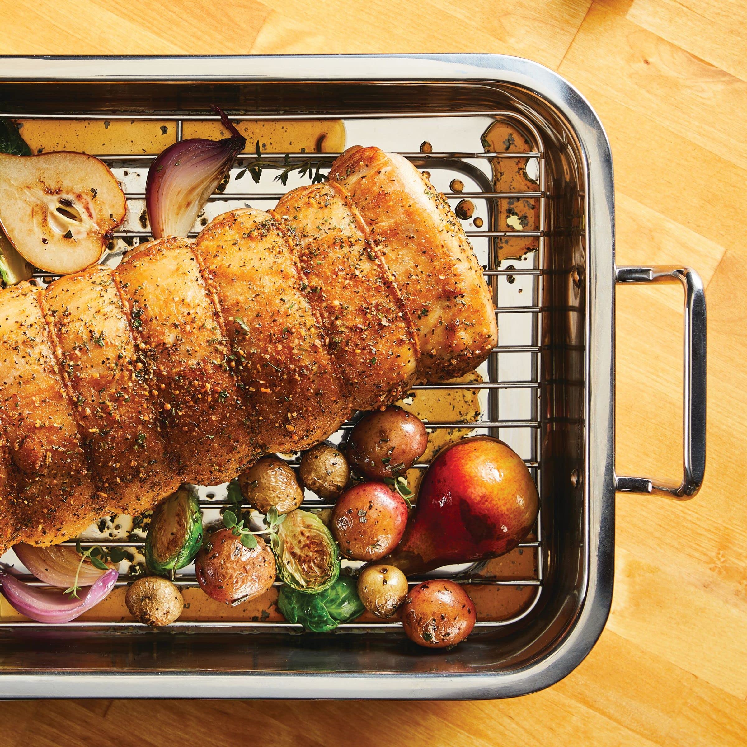Farberware Bakeware Nonstick Steel Roaster with Flat Rack, 11-Inch x 15-Inch, Gray